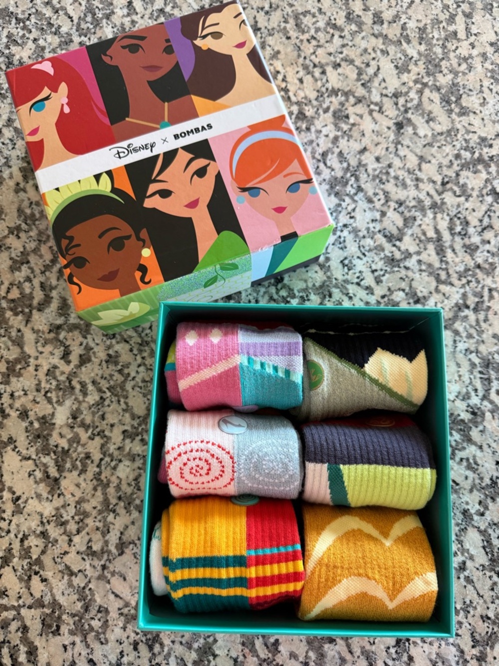 BRAND NEW Bombas & Disney Princess Collab Women’s Calf Socks with Gift Box